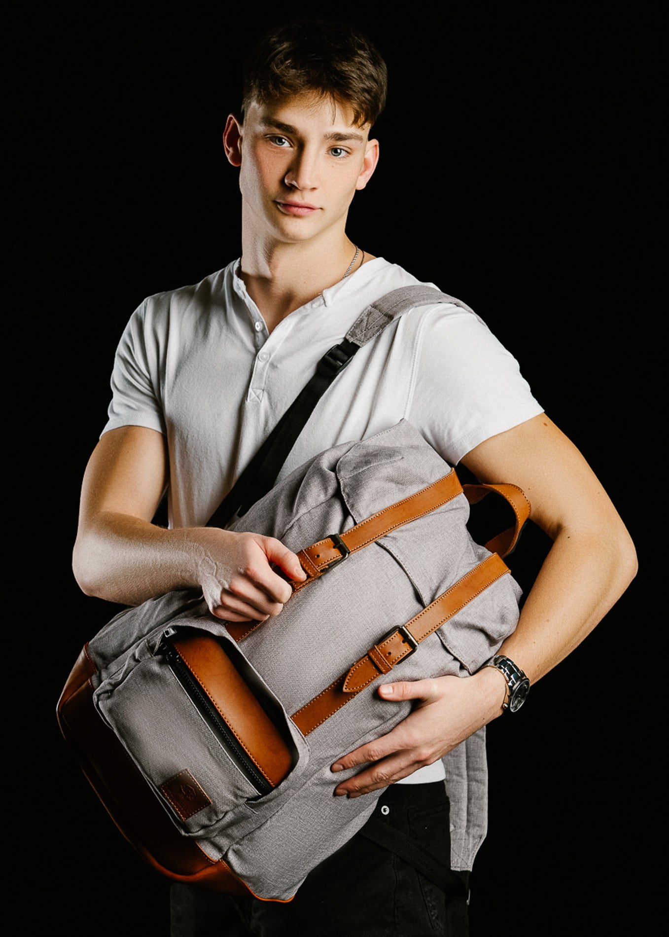 CEDAR vegan backpack by Mezquite Leather — eco-friendly design made with synthetic and textile materials, inspired by the cedar tree.