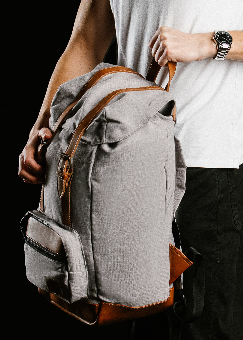 CEDAR vegan backpack by Mezquite Leather — eco-friendly design made with synthetic and textile materials, inspired by the cedar tree.
