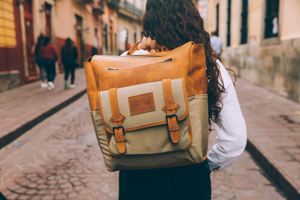 HAZEL medium leather travel bag by Mezquite Leather — handcrafted in Mexico with genuine leather, inspired by the hazel tree’s strength and wisdom.